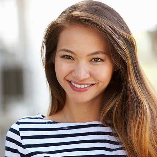 outdoor-portrait-of-attractive-young-woman-PNCWEJB.jpg